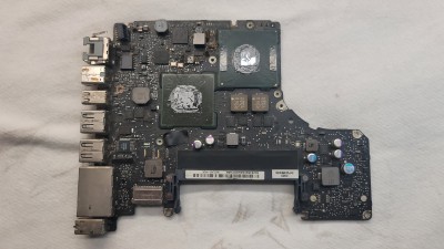 Macbook MB Front.jpg